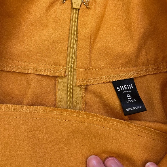 Skirt - Picture 4 of 5